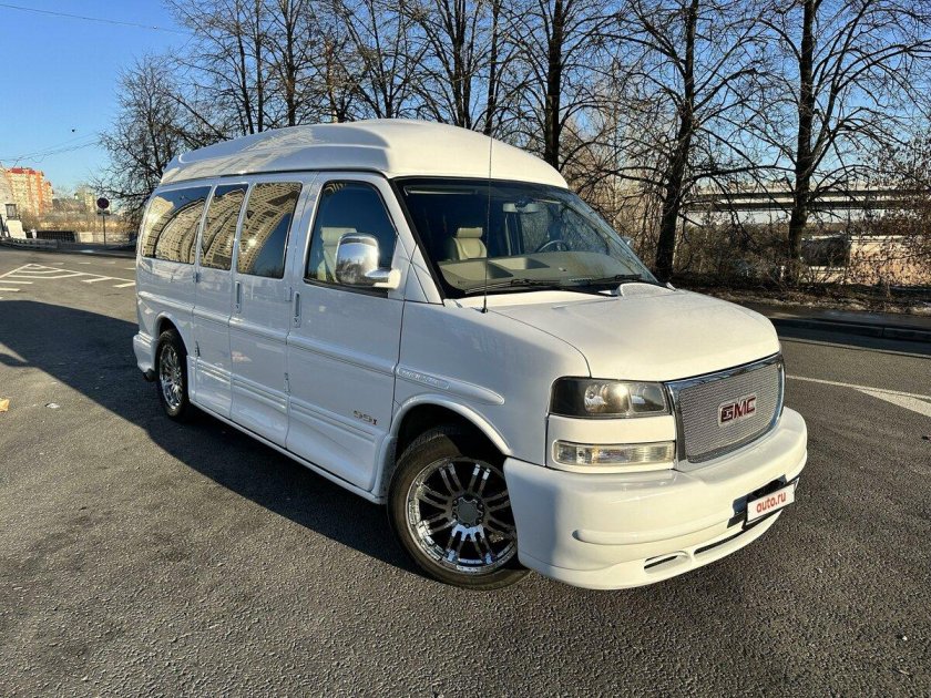 Chevrolet express автомобиль