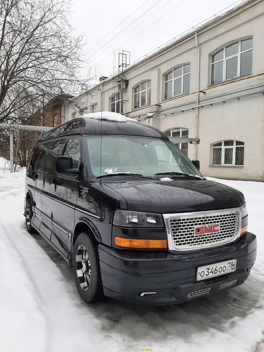 GMC Savana 2015