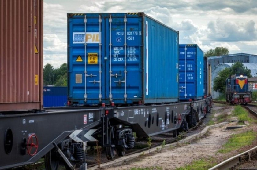 Контейнерный поезд
