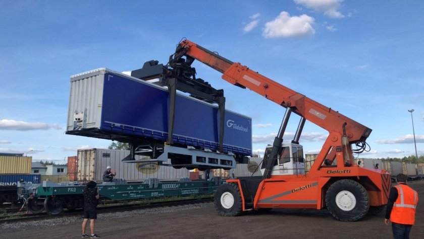 Контрейлерная платформа 13-5205