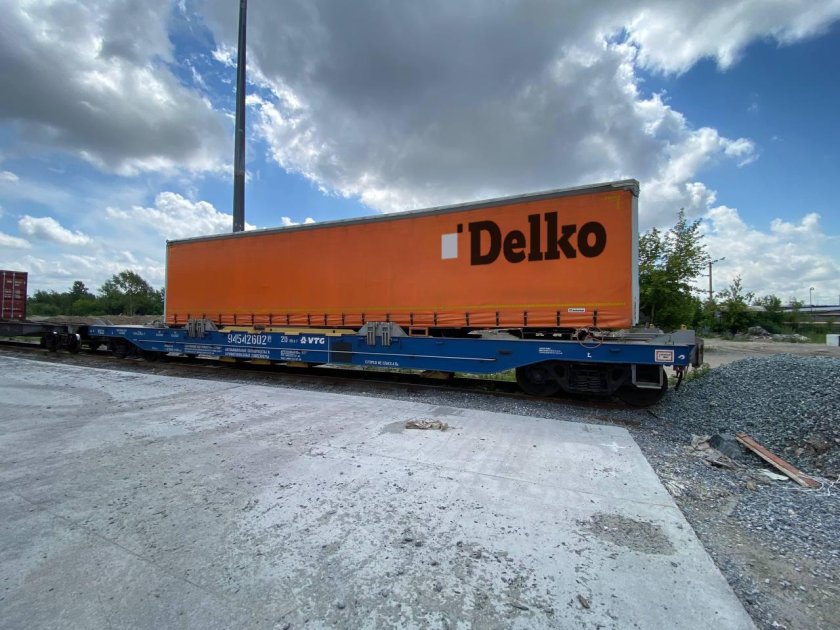 Контрейлерная платформа 13-5205