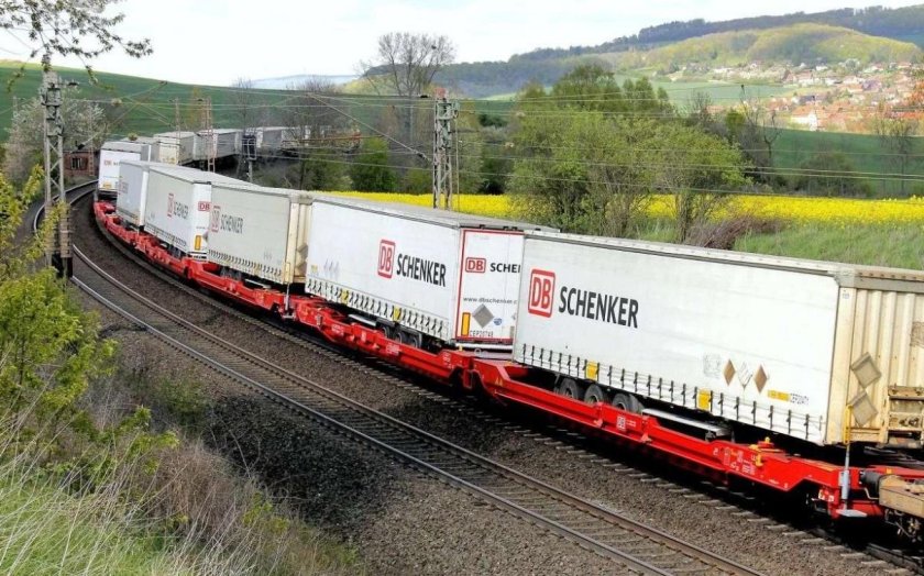 Контрейлерная платформа 13-5205