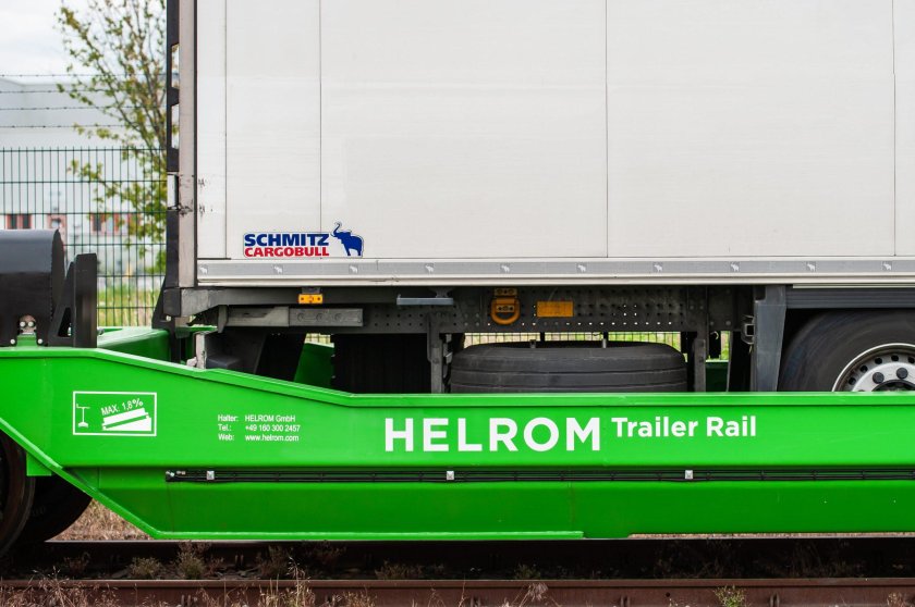 Полуприцеп для перевозки панелей