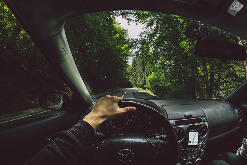 За рулем машины