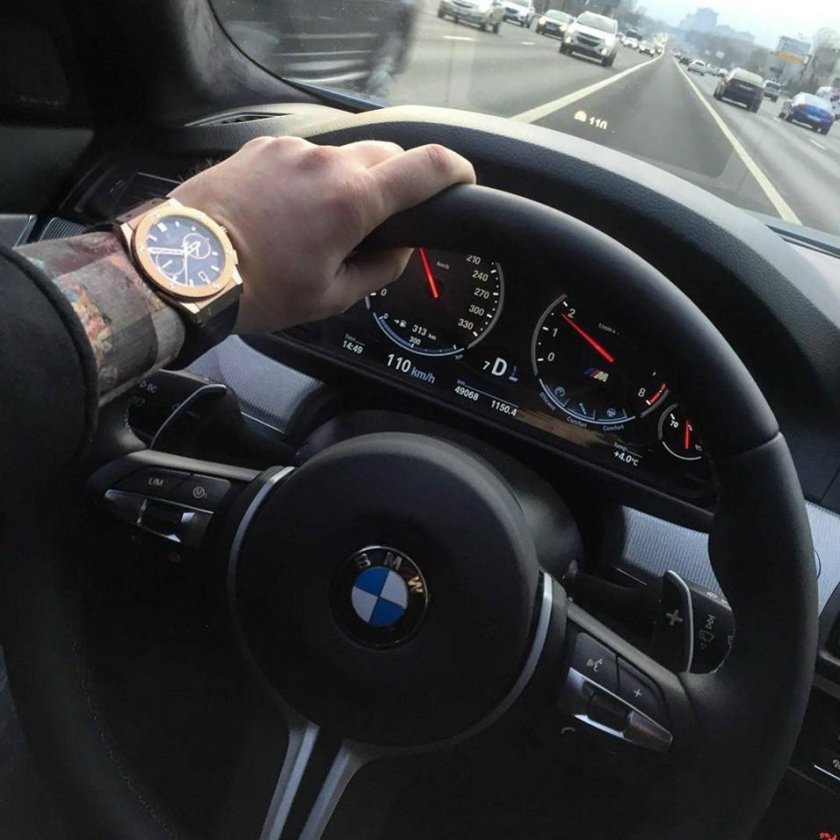 За рулем BMW m5