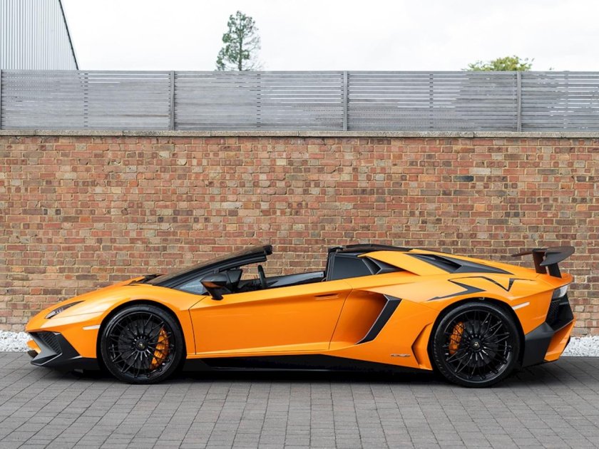 Lamborghini Aventador lp750-4 SV