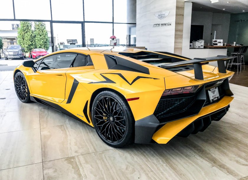 2016 Lamborghini Aventador lp750-4 SV