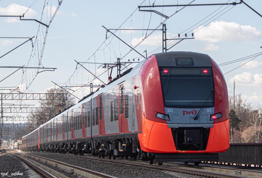 Поезд 731м Москва Смоленск