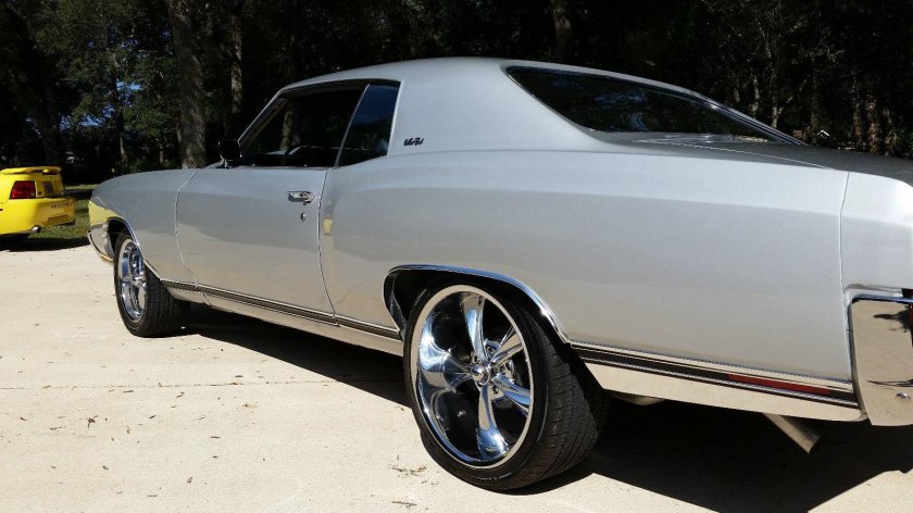 Chevrolet monte carlo 1972
