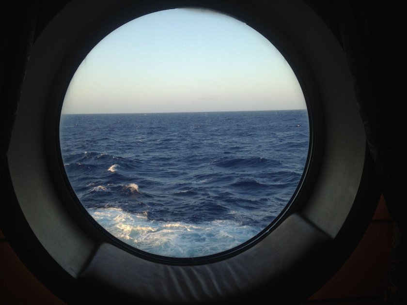 Иллюминатор подводной лодки