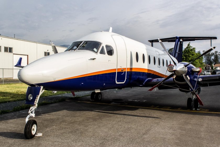 Бичкрафт 1900d