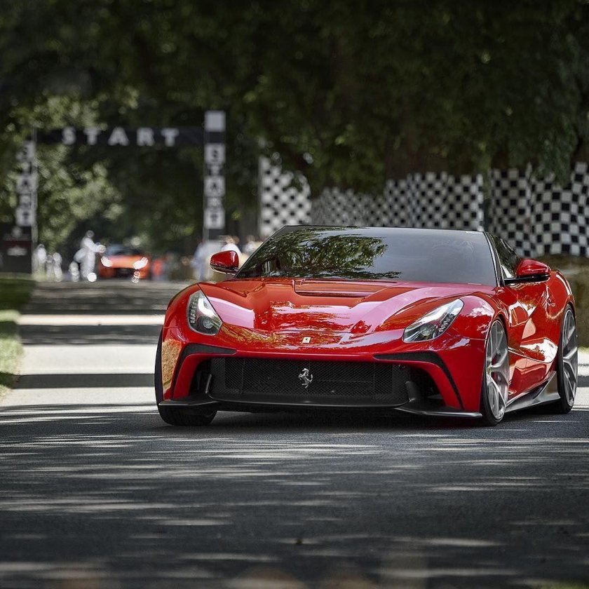 Ferrari f12 trs