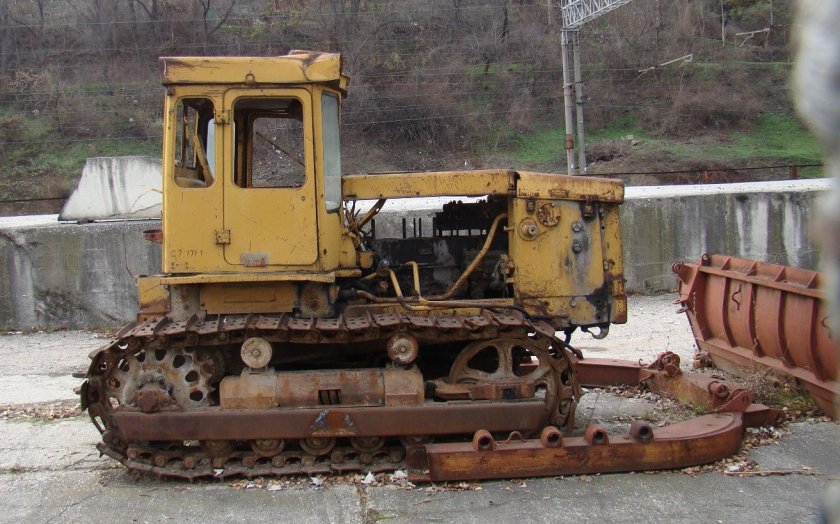 Бульдозер ДТ-130