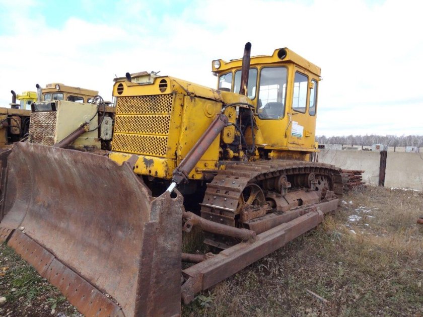 Бульдозер ДЗ-27(Т-130)