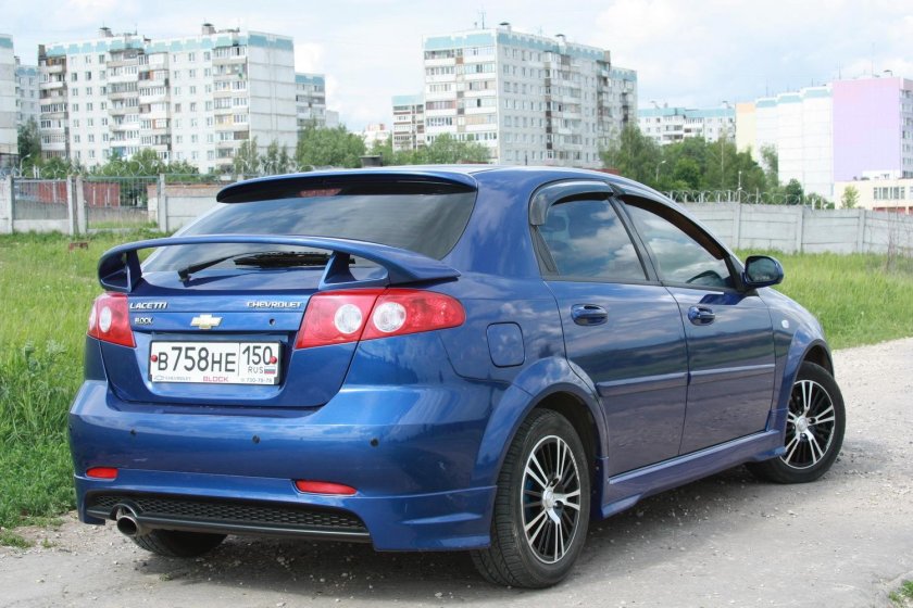 Шевроле Лачетти хэтчбек в обвесе