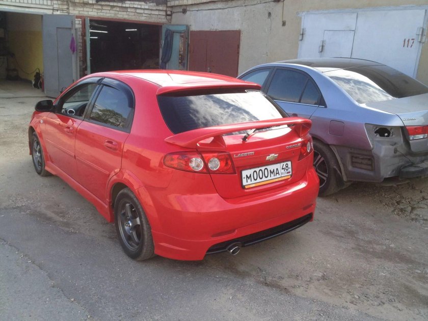 Chevrolet Lacetti хэтчбек обвес