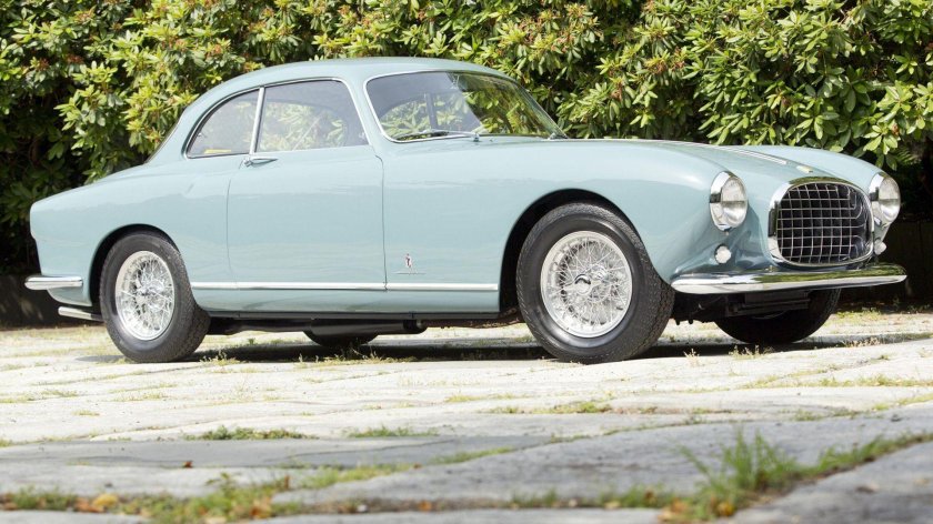 212 Inter Феррари фото