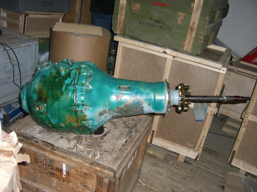 Хвостовой редуктор вертолета ми-8