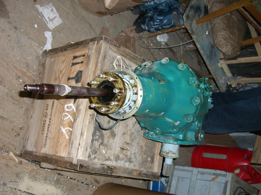 Хвостовой редуктор 246-1517-000