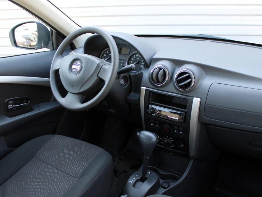 Nissan Almera g15 автомат