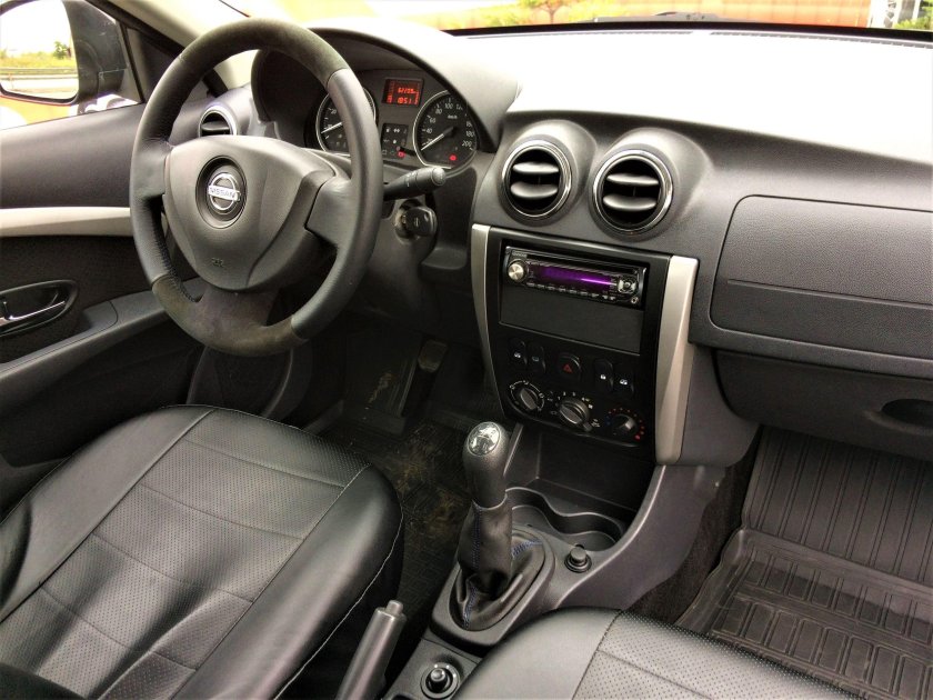 Nissan Almera 2015 салон
