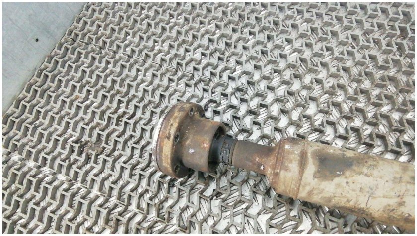 Карданный вал Land Rover Freelander 1