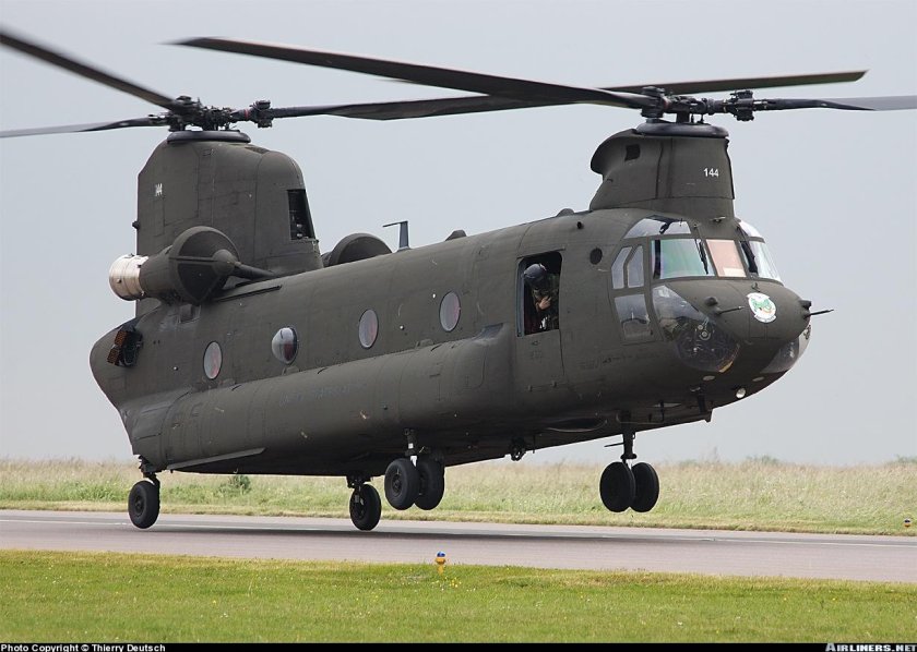 Вертолет Ch-47 Chinook