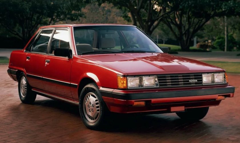 Тойота Камри 1 поколение