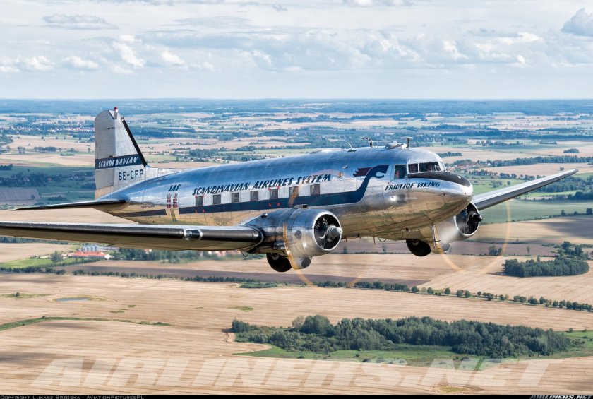 Дуглас DC-3