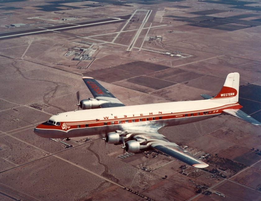 Дуглас DC-6