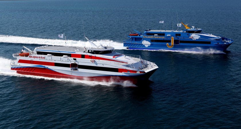 Катамаран Ferry