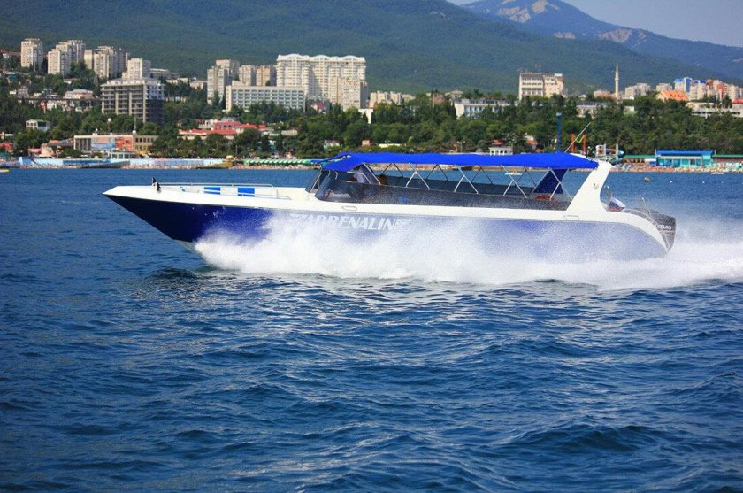 Катер стелс Алушта