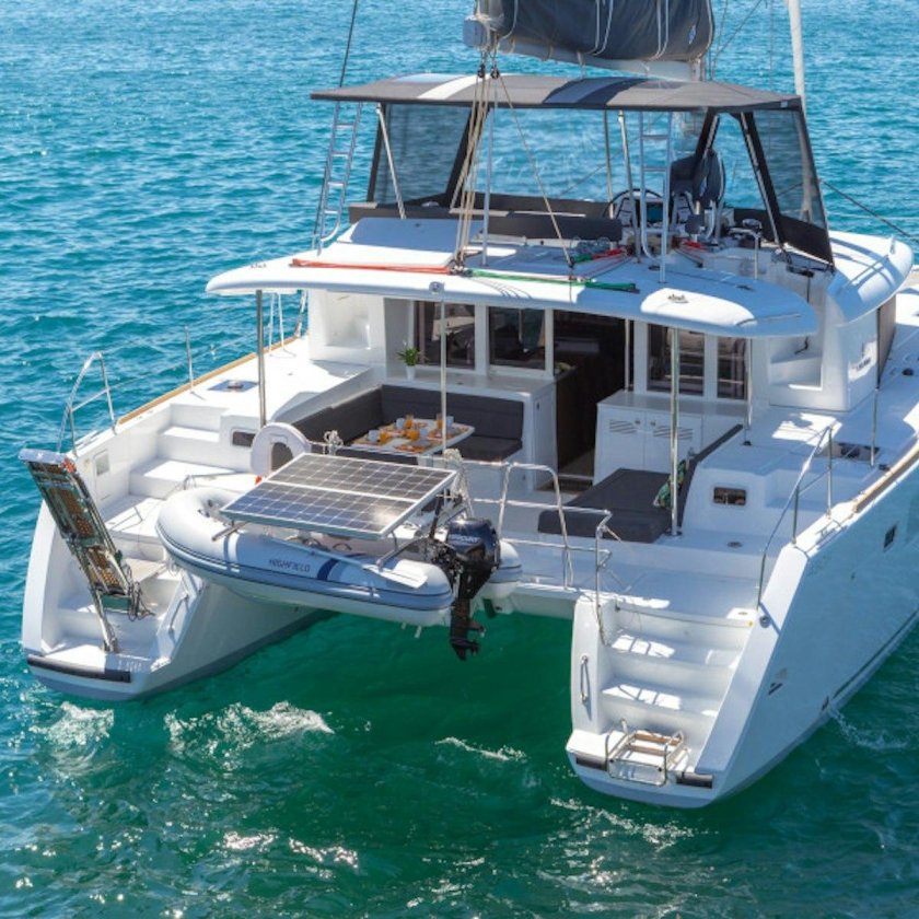 Катамаран Лагуна 450