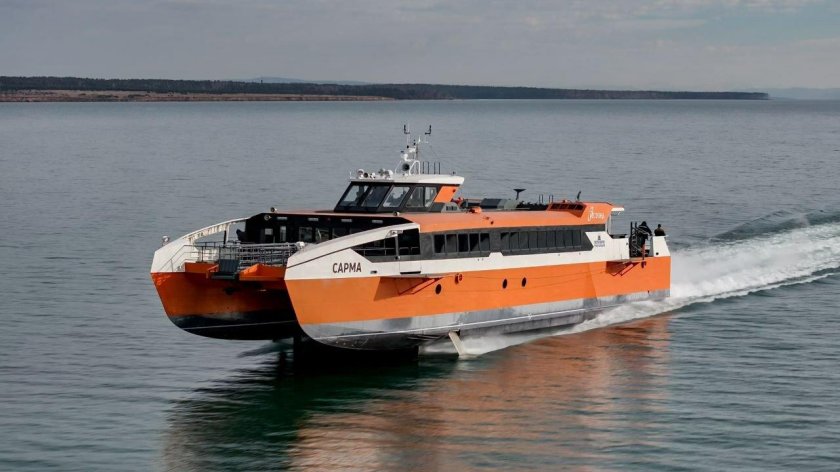 Скоростной катамаран