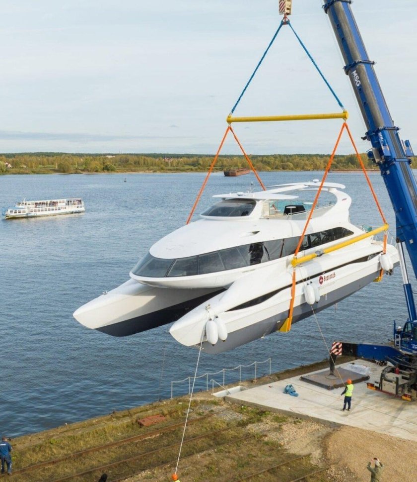 Электро катамаран