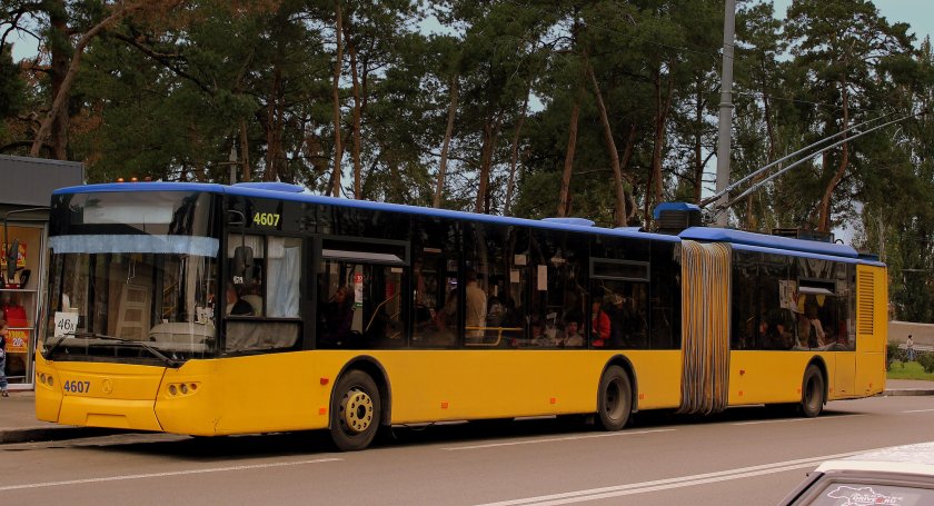 Троллейбус ЛАЗ гармошка