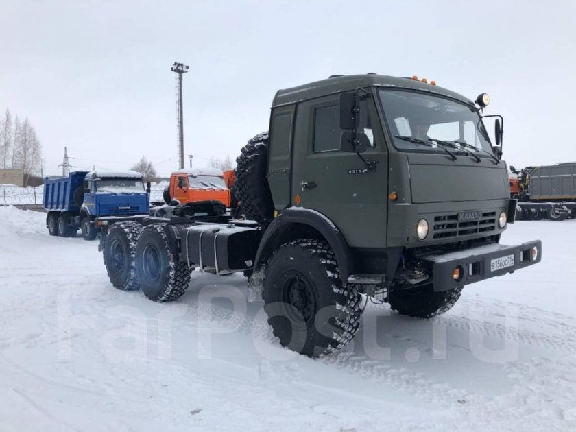 КАМАЗ 43118 тягач военный