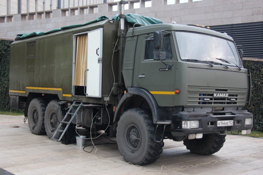 КАМАЗ 43118 военный