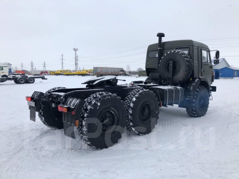 КАМАЗ 43118 тягач