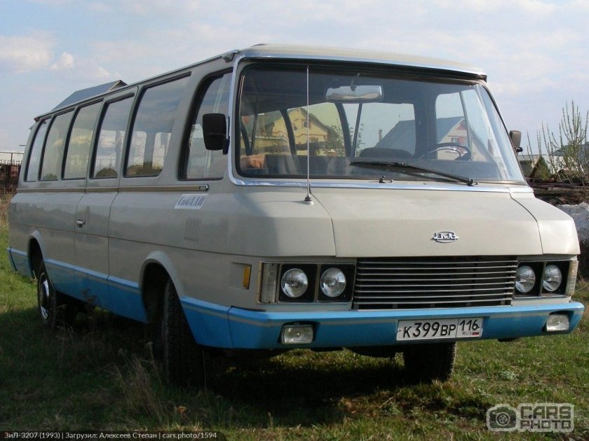 ЗИЛ-3207 Юность