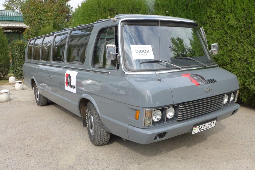 ЗИЛ-3207 Юность