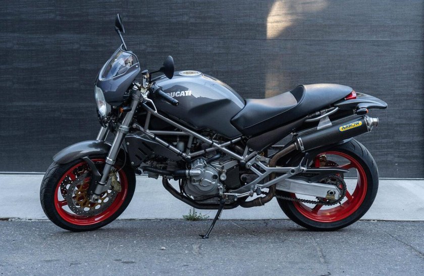 Ducati Monster s4 2001