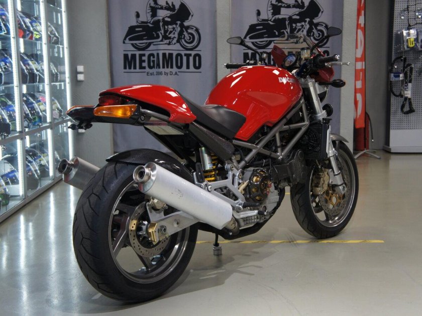 Мотоцикл ducati