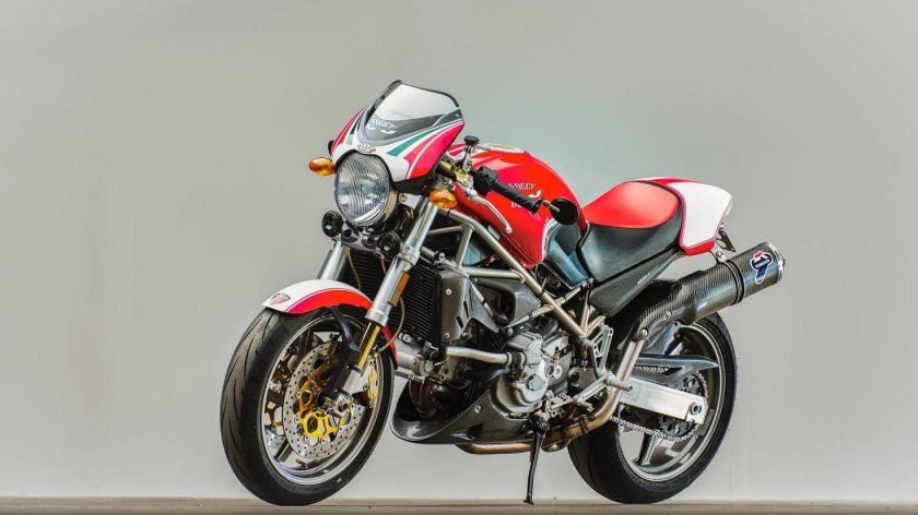 Дукати монстр s4