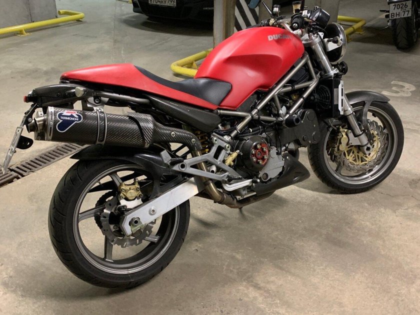 Дукати монстр 620