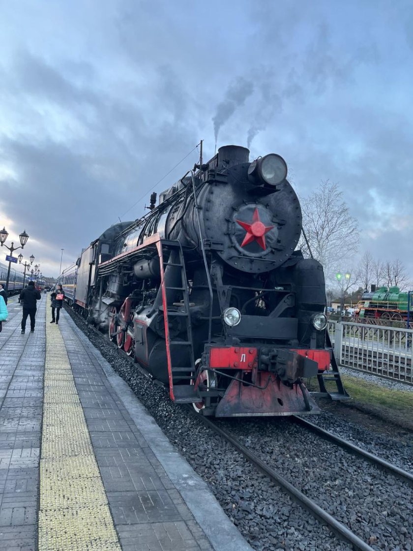 Ретро поезд рускеальский экспресс