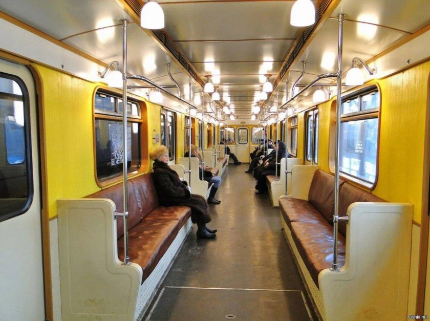 Ретропоезд Сокольники вагон метро