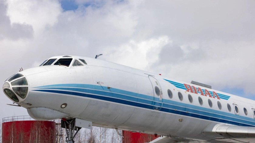 Самолет ту 134