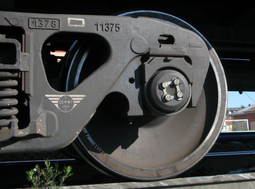 Тележка грузового вагона 18-9855