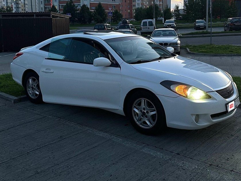 Тойота солара